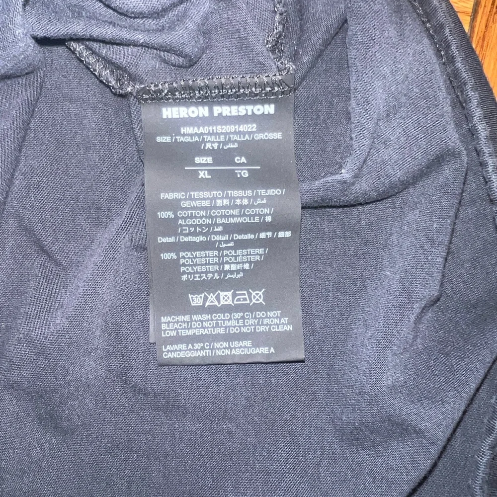 Heron Preston Black Heron Graphic - Picture 8 of 10